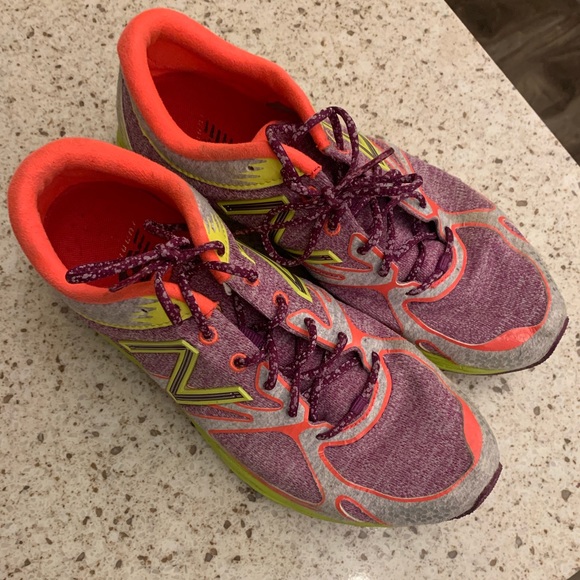 New Balance Running Shoes - Picture 2 of 3
